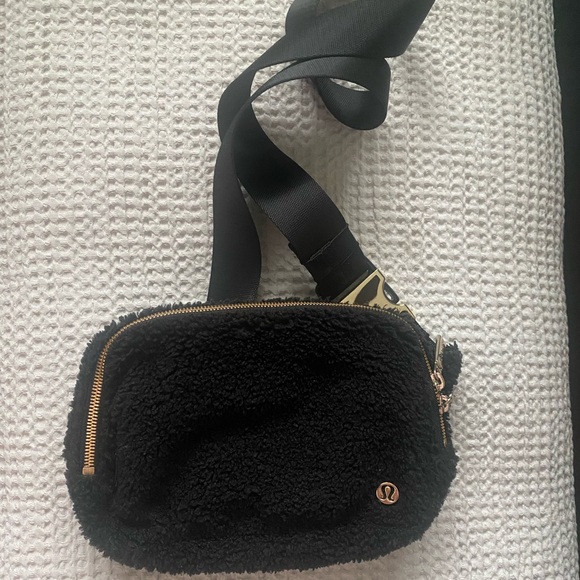 lululemon athletica Handbags - lululemon athletica Black Sherpa Crossbody Bag with Gold Accents Black